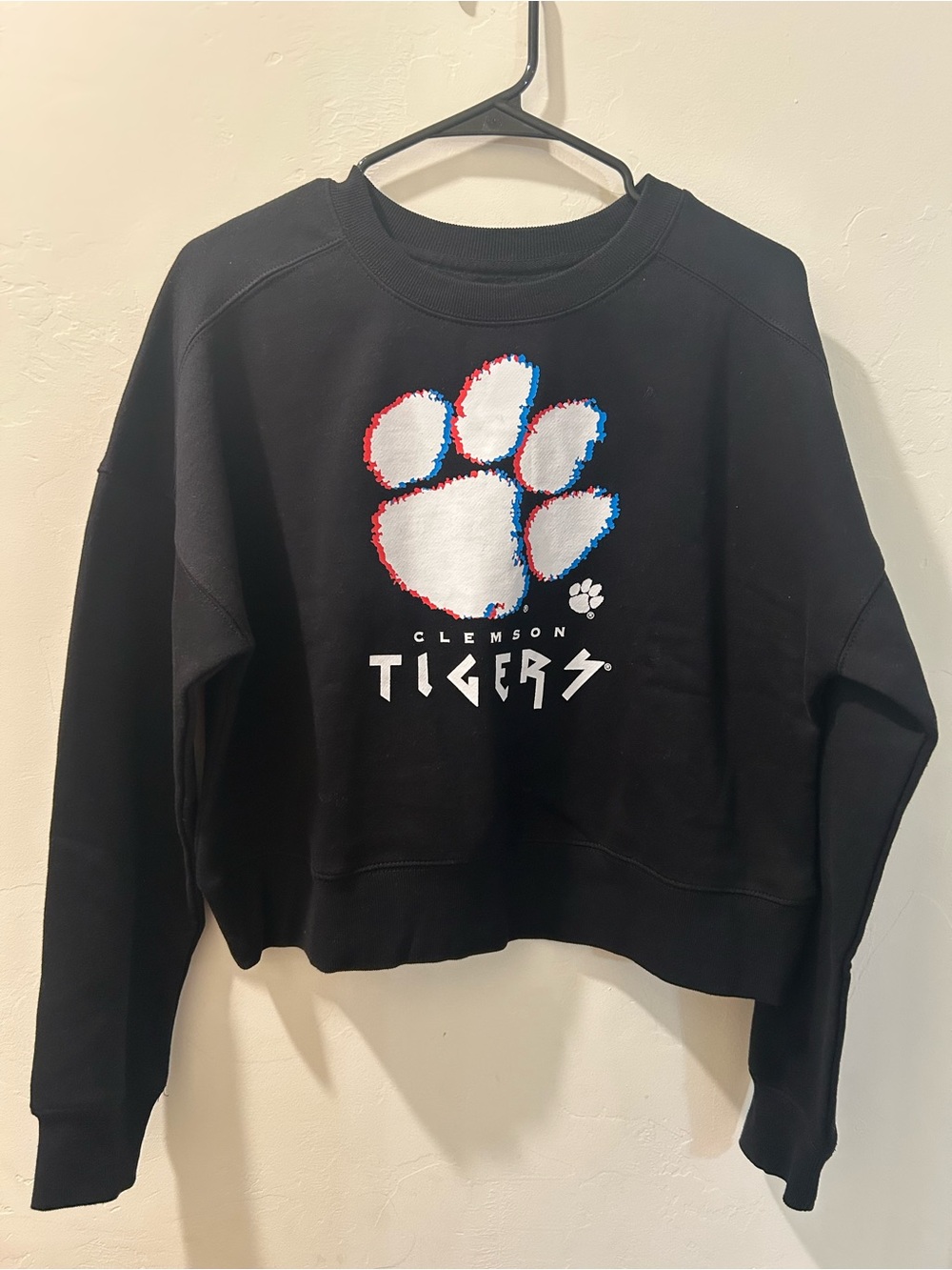 Clemson Tigers Black Cropped Crewneck Sweatshirt size large NWT